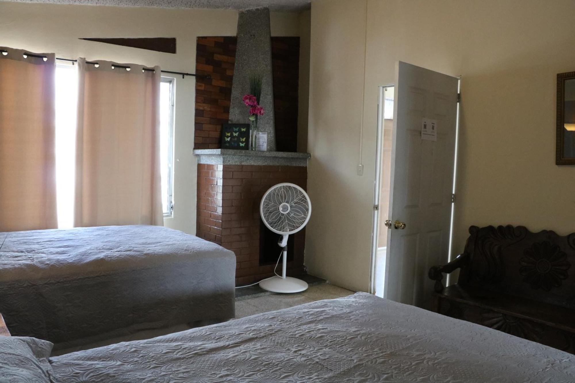 Hostal Los Volcanes Гватемала Экстерьер фото